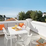 Oasis De Capistrano, Calle Palmas 24 B Nerja