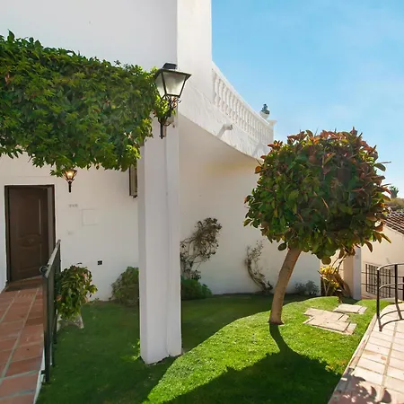 Apartment Oasis De Capistrano, Calle Palmas 24 B Nerja