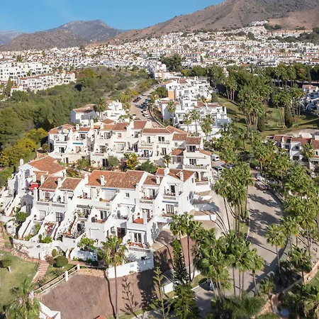 Oasis De Capistrano, Calle Palmas 24 B Apartment Nerja
